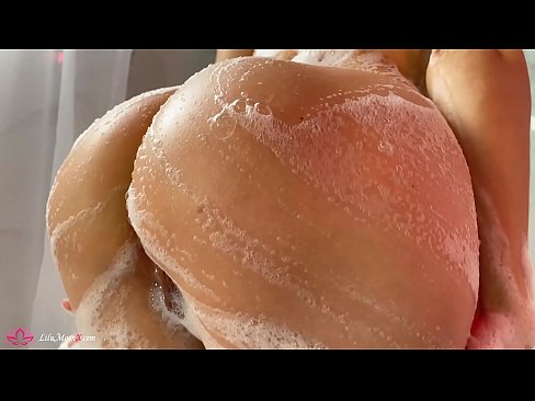 ❤️ Bruneta își masturbează păsărica cu un vibrator până la orgasm intens în duș ❤ at ro.xlxxporno.ru ❌